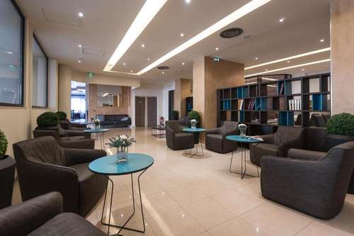 www.apogia-hotel-nice.com