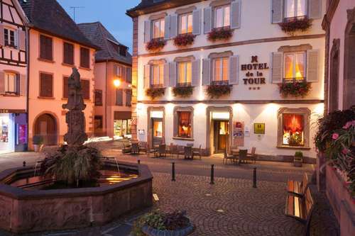www.hotel-la-tour.com