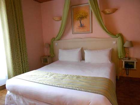 www.hotelmedieval.com