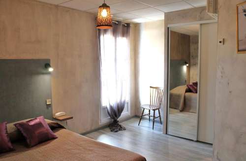 www.hoteldunord-lodeve.fr