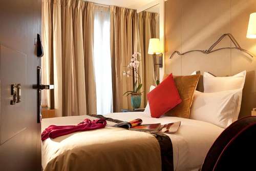 www.hotelvillamadameparis.com