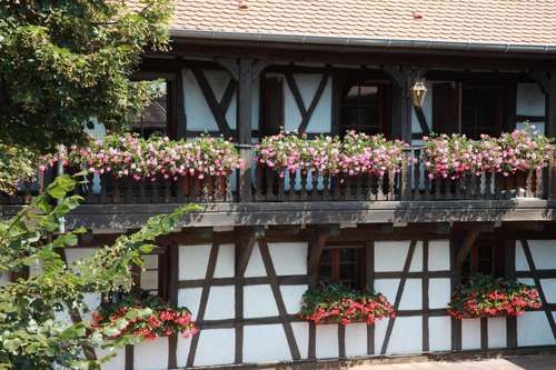 www.hotel-perebenoit.com