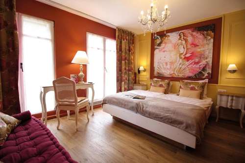 www.hotelroses-strasbourg.com