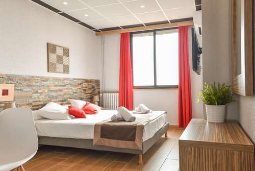 www.hotelmarisol.com
