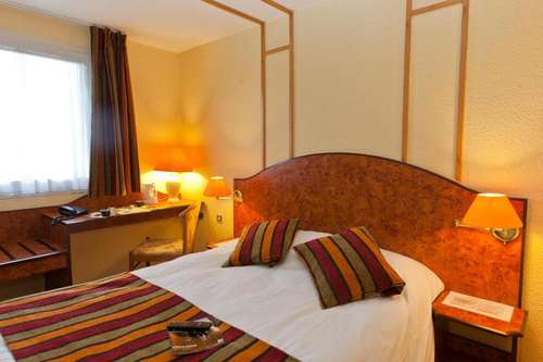 www.cottagehotel-calais.fr