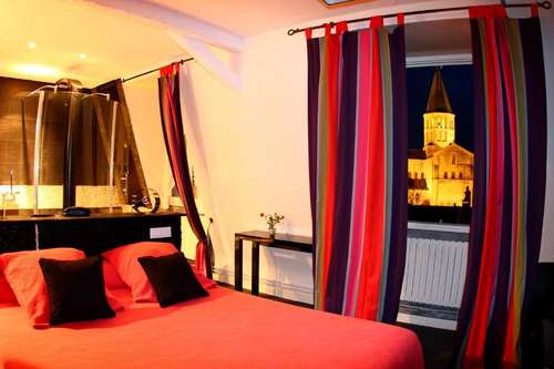 www.hotelbasilique.com