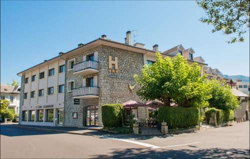 www.hotelannecy-lac.com