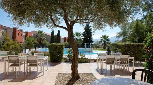 www.hotel-village-catalan.fr