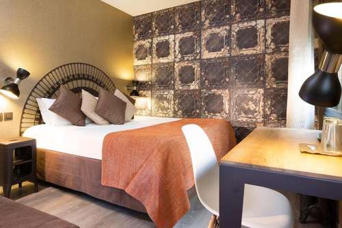 www.hotel-espace-champerret.com