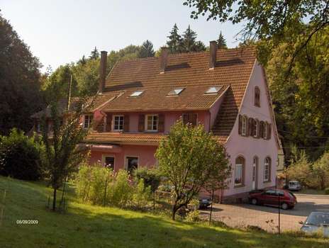 www.hotelduwindstein.com