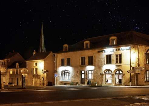 www.hotel-saint-savin.fr