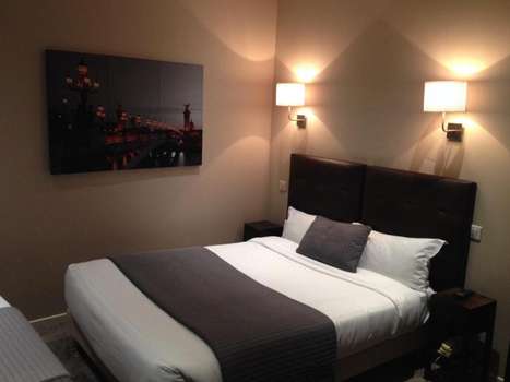 www.hotelcosymonceau.com