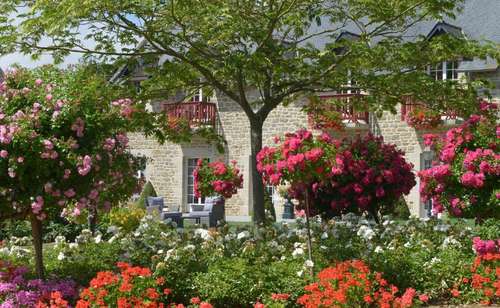 www.hotel-mottejean.com