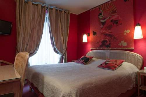 www.hotelneuillypark.com