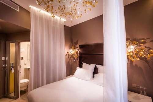 www.legendhotelparis.com