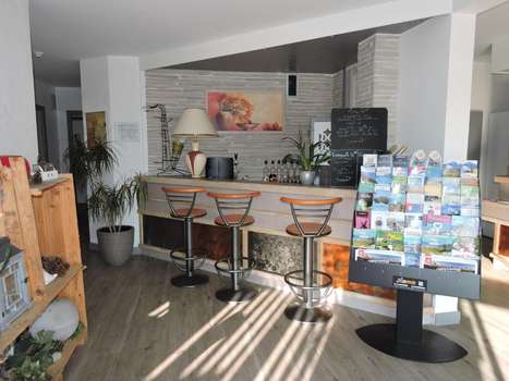 www.hotel-le-foron.com
