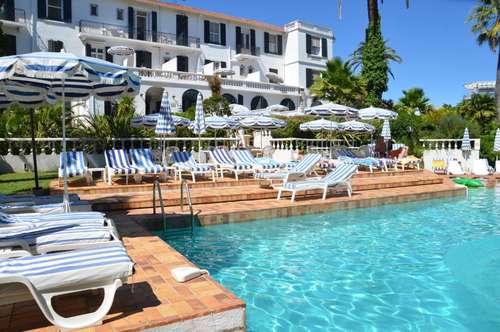 www.hotelmimosas.com
