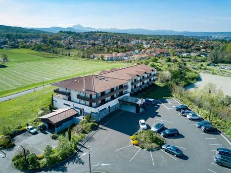 www.hotel-legergovie.com