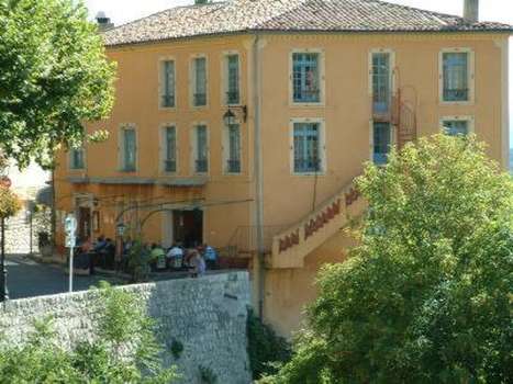 www.hotel-belvedere-moustiers.com