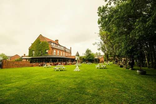 www.bowburnhallhotel.co.uk