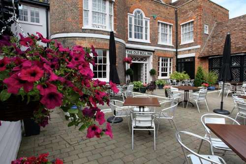 www.oldbullinn-royston.co.uk