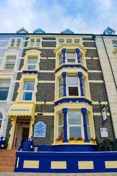 www.queensbridgehotel.com
