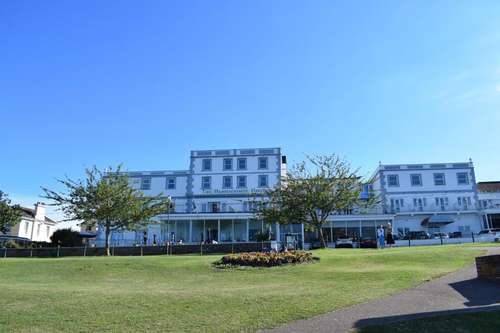 www.thebabbacombehotel.co.uk