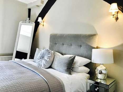 www.starandeaglehotel.com