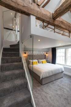 www.thelawrencehotel.co.uk