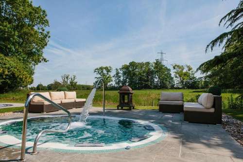 www.thorntonhallhotel.com