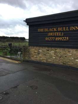 www.blackbullfyfield.co.uk