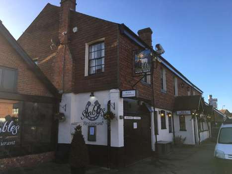 www.whitehartcranleigh.co.uk