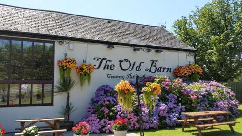 www.theoldbarninn.com