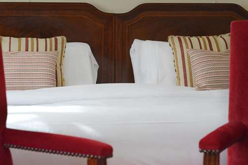 www.brickwallhotel.com