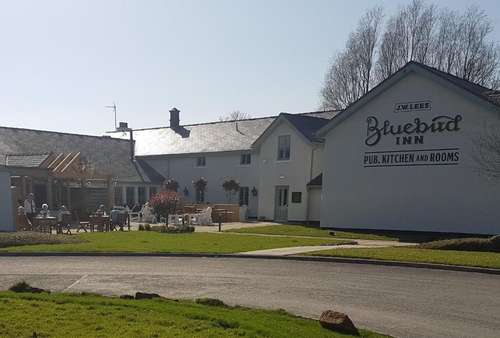 www.bluebirdinn.co.uk