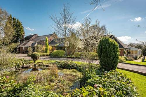 www.marstonfarm-hotel.co.uk