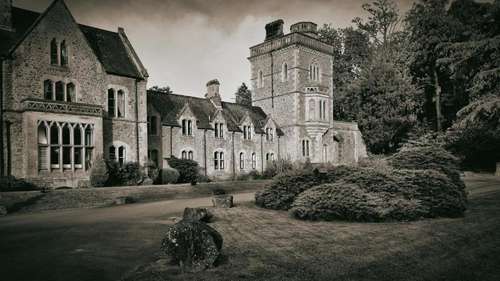 www.mellingtonhall.co.uk