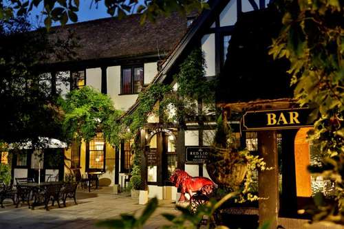 www.the-redlion.co.uk