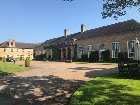 www.hemswellcourt.com