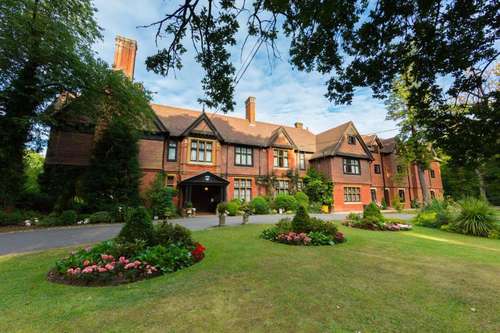 www.stanhillcourthotel.co.uk