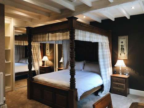 www.thehoublonarms.com
