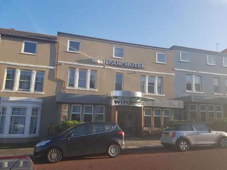 www.windsorhotel-uk.com
