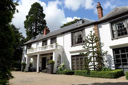 www.satishouse.co.uk