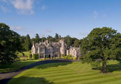 www.schlosshotel-roxburghe.com