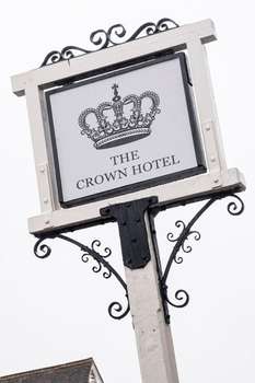 www.crownhotelalton.com