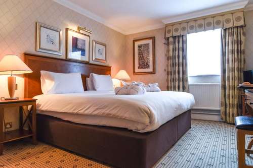 www.apollohotels.com