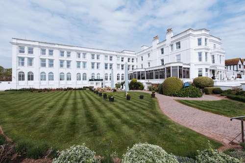 www.palacepaignton.com