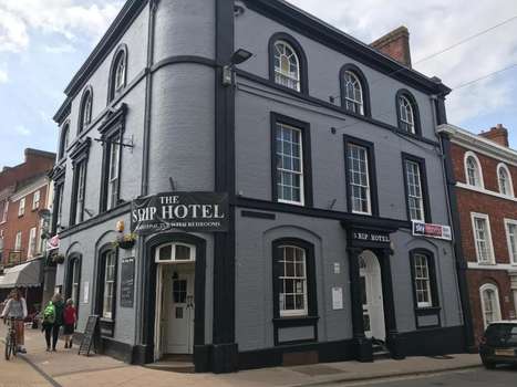www.theshiphotelcrediton.co.uk
