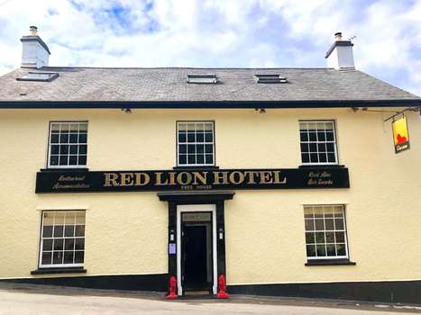 www.redlionoakford.co.uk