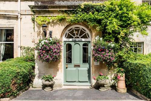 www.strattonhousehotel.com